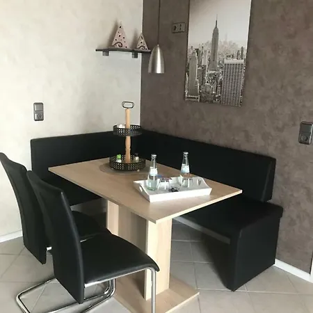Moderne Ferienwohnung شقة *